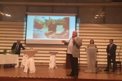 43676278_10156646685729089_5433810039544479744_n